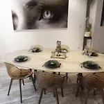 아파트 Centre : Lumineux Et Atypique 46, Place D'erlon