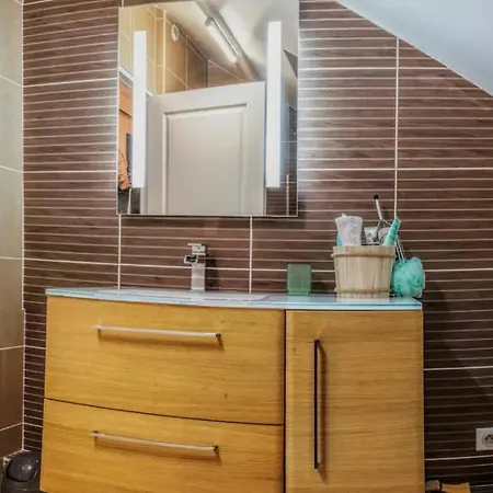 Centre : Lumineux Et Atypique 46, Place D'erlon