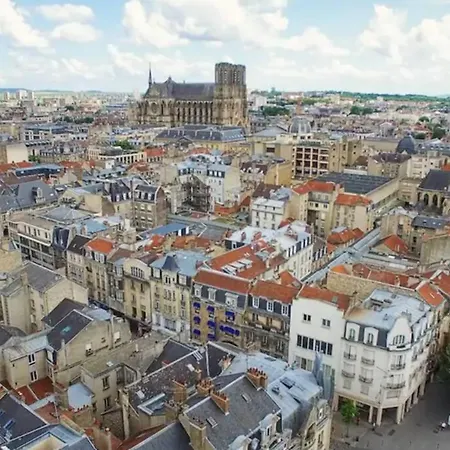 Centre : Lumineux Et Atypique 46, Place D'erlon Apartment Reims